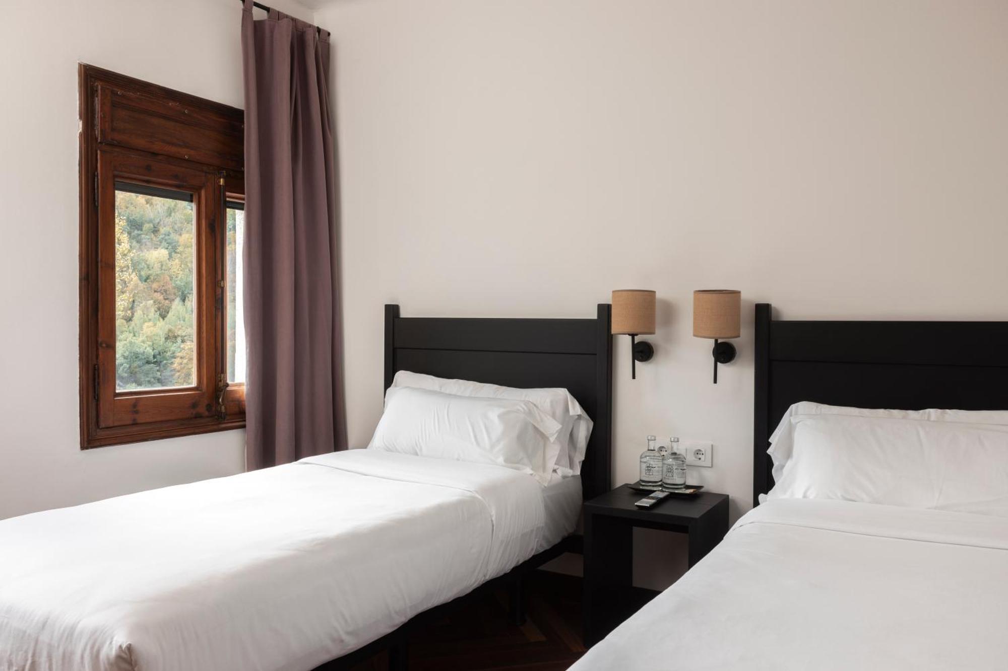 Angelats Hotel - A Signature Boutique Hotel & Restaurant Рибес-де-Фресер Экстерьер фото