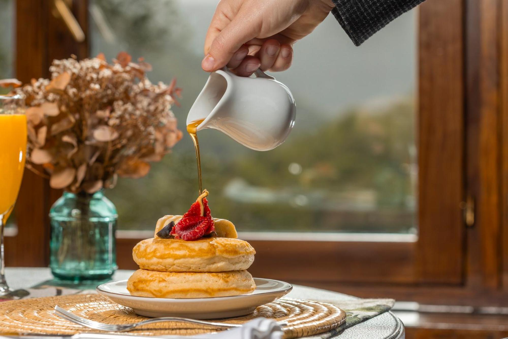 Angelats Hotel - A Signature Boutique Hotel & Restaurant Рибес-де-Фресер Экстерьер фото