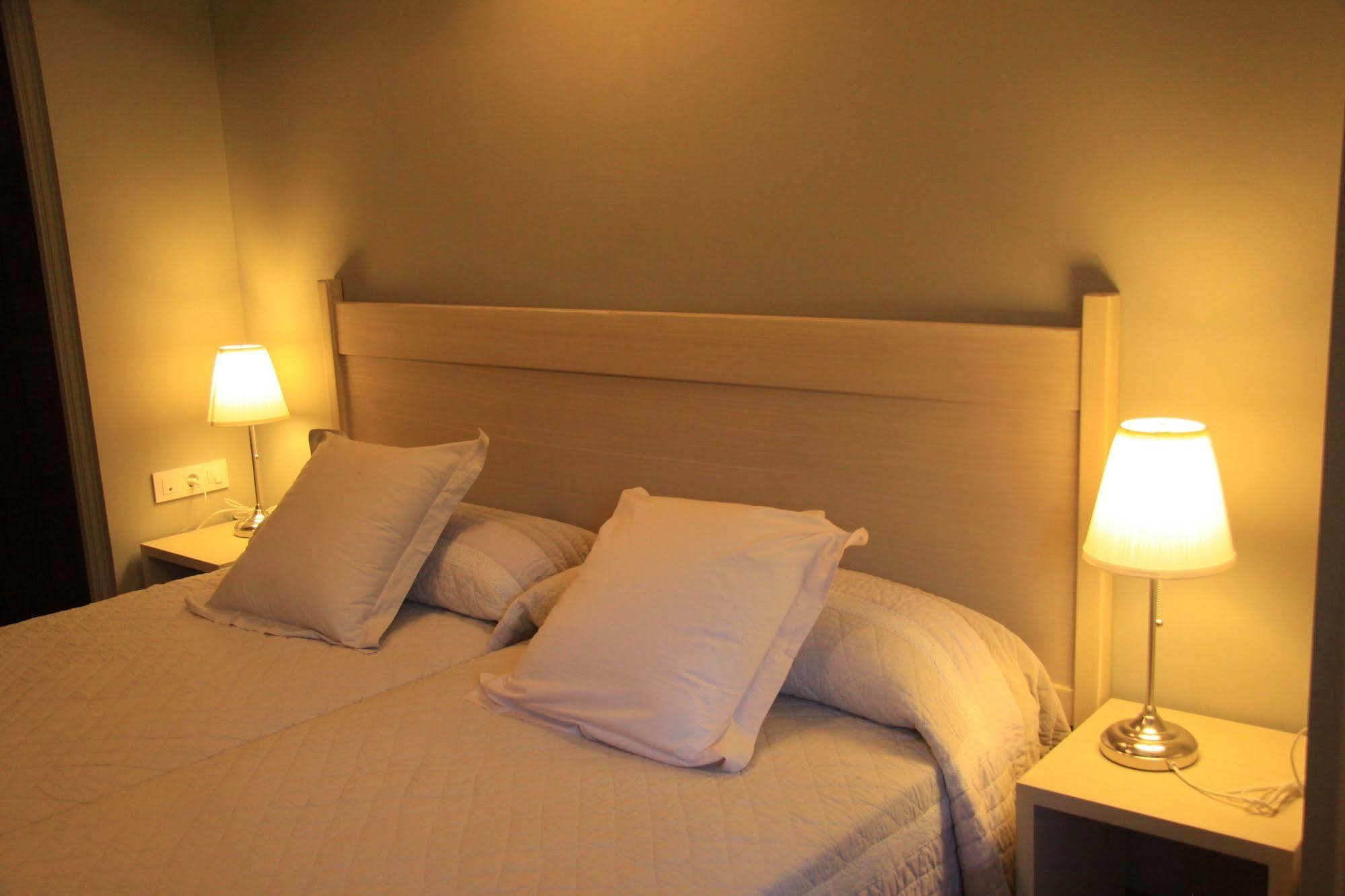 Angelats Hotel - A Signature Boutique Hotel & Restaurant Рибес-де-Фресер Экстерьер фото